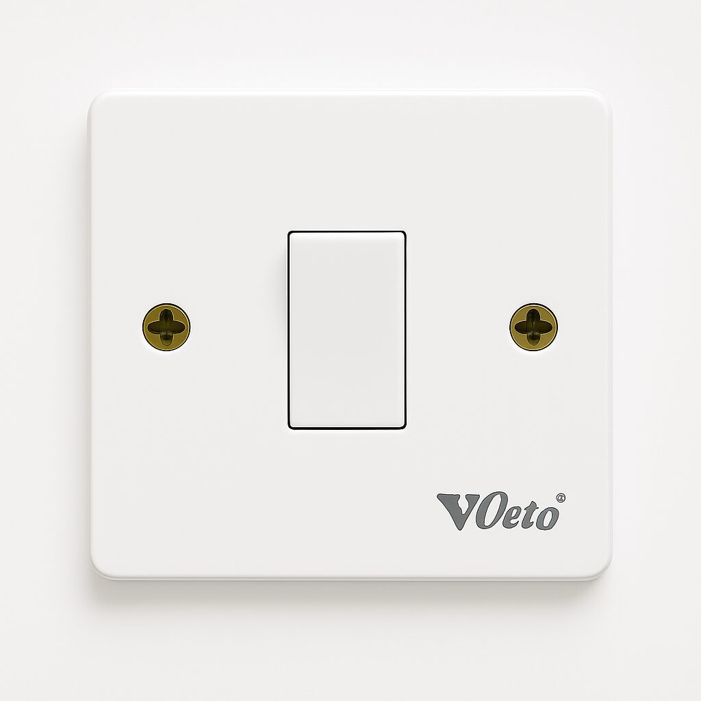 Veto 10A 3 Gang 1 Way Switch UAE